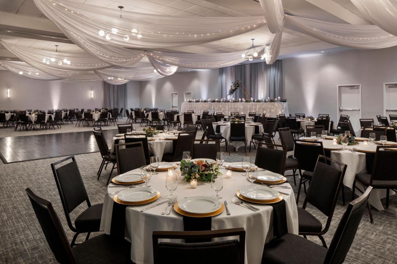 Courtyard Mankato Hotel & Event Center Extérieur photo